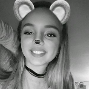 Meet your Posher, Paige